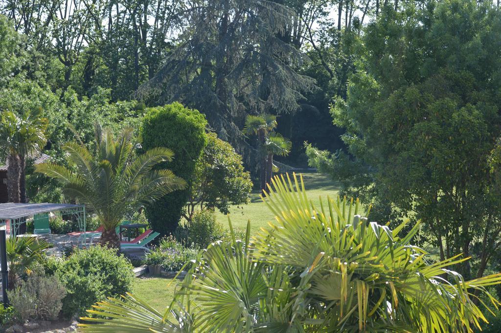 Chateau La Roque Margaux Hotel Servian Exterior photo